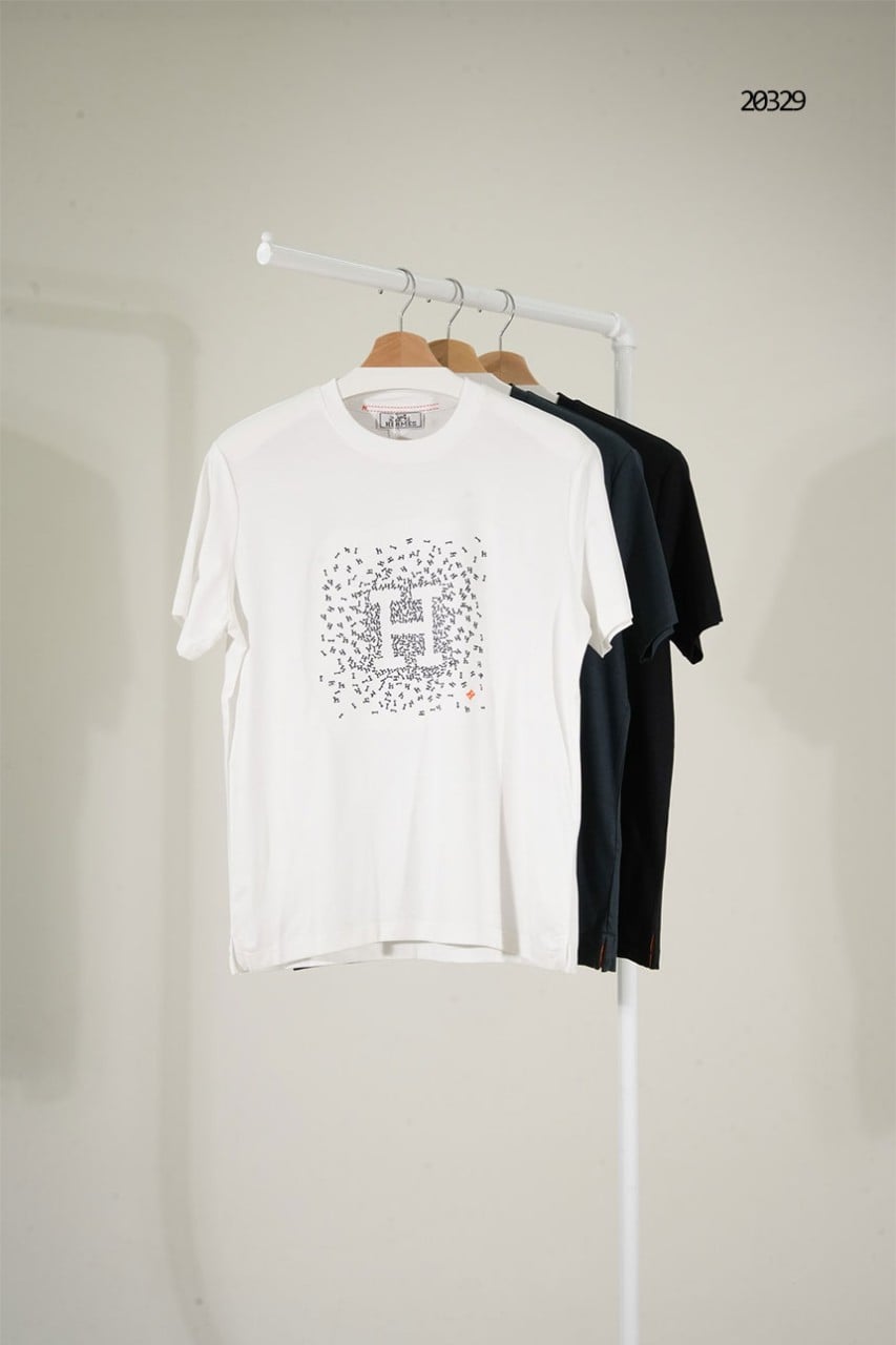 🔆 [HERMES] 에르메스 H 로고 패턴 자수 실켓 티셔츠 🔆