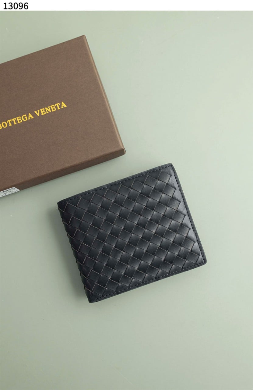 #보테가베네타 [BOTTEGA VENETA] 수입고급 인트레치아토 반지갑 신상입고💢 #지갑 #13096