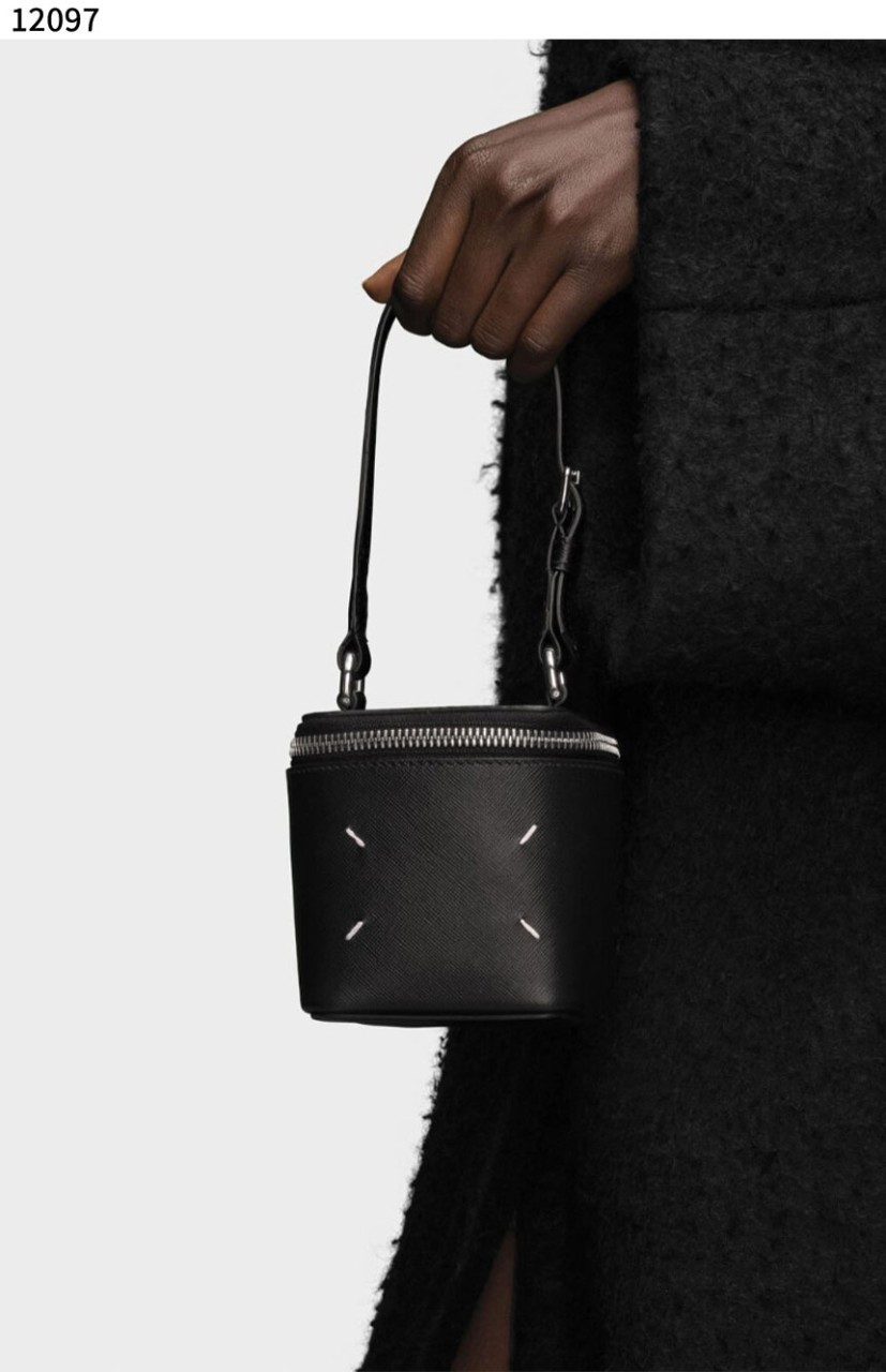 #메종마르지엘라 [Maison Margiela] 수입프리미엄급 마르지엘라 Mini Box Bag 신상 입고💢 #태그 #가방  #12097