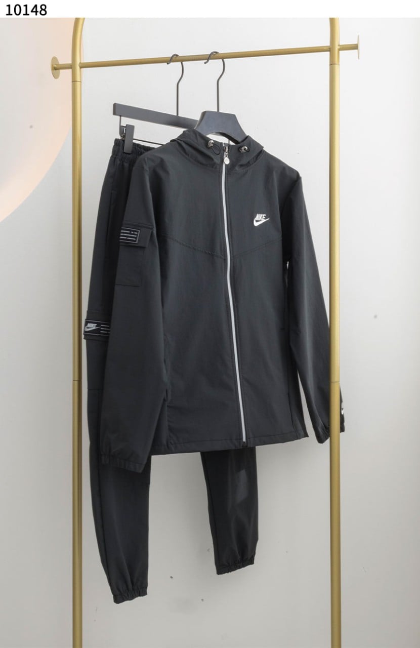 #나이키 [NIKE] 나이키 스포츠웨어 윈드러너 트레이닝 셋 신상입고💢 #세트 #10148