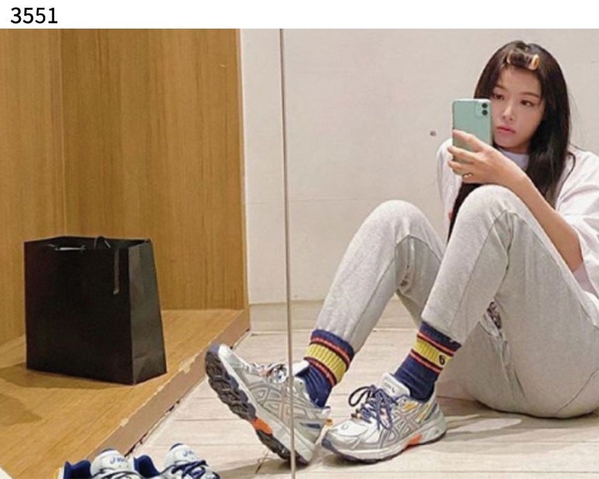 #아식스 X #아이앱스튜디오 [Asics x IAB Studio] 수입프리미엄급 아식스 x 아이앱 스튜디오 젤 벤쳐 6 신상 입고💢 #태그 #신발 #3551