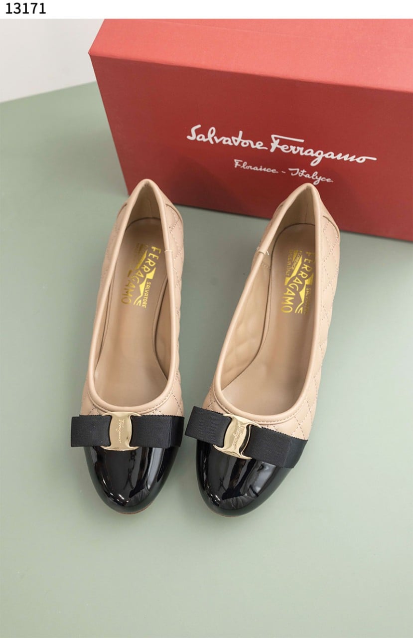 #페라가모 [Ferragamo] 수입고급 바라보우 펌프스 힐 신상입고💢 #신발 #13171