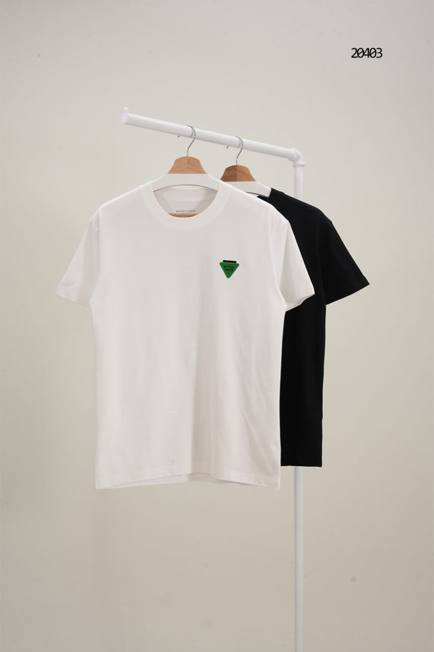 🔆 [Bottega Veneta] 보테가베네타 그린 로고 반팔 티셔츠 🔆