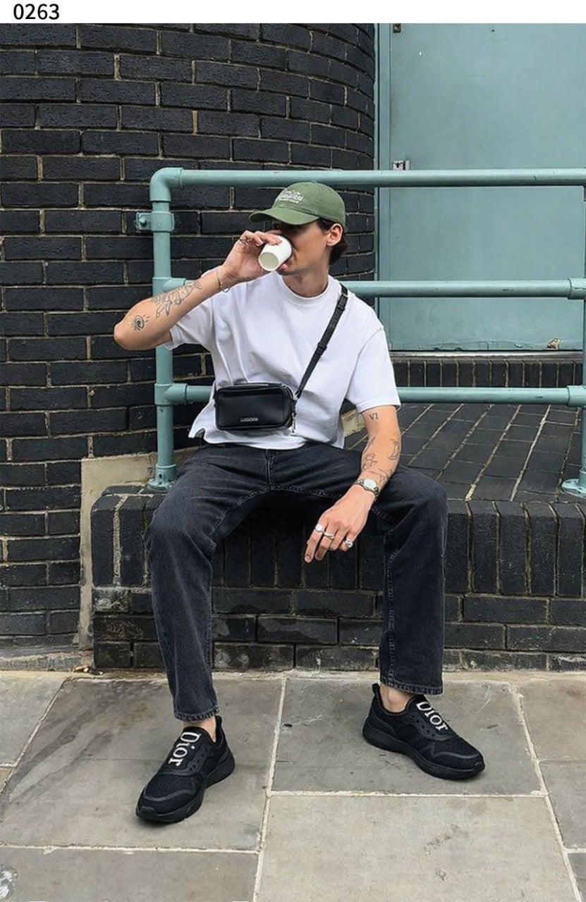 #디올 [Christian Dior] 수입프리미엄급 디올 옴므 B21 네오 스니커즈 신상 입고💢 #태그 #신발 #0263