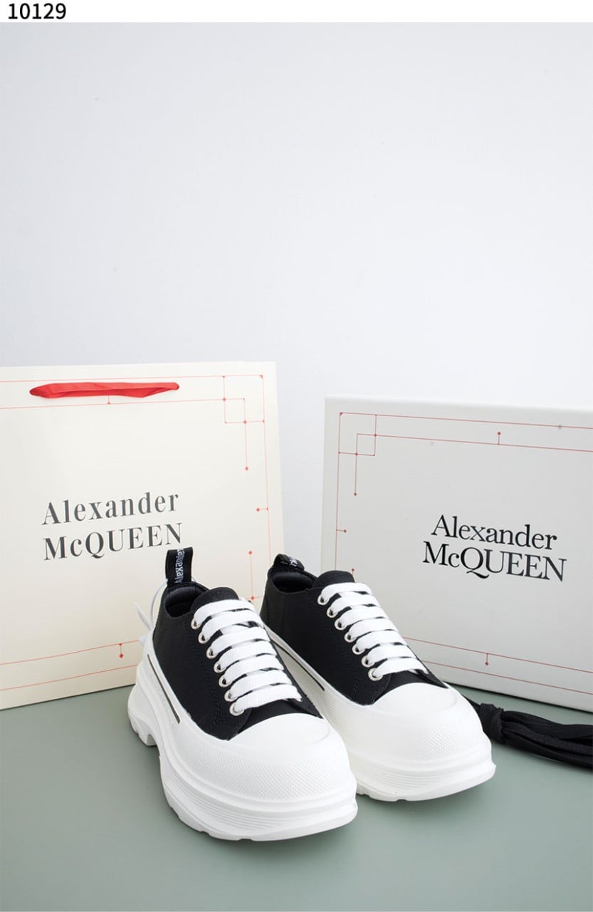 #알렉산더맥퀸 [Alexander McQueen] 남성 트레드 슬릭 레이스업 스니커즈 신상입고💢 #신발 #10129