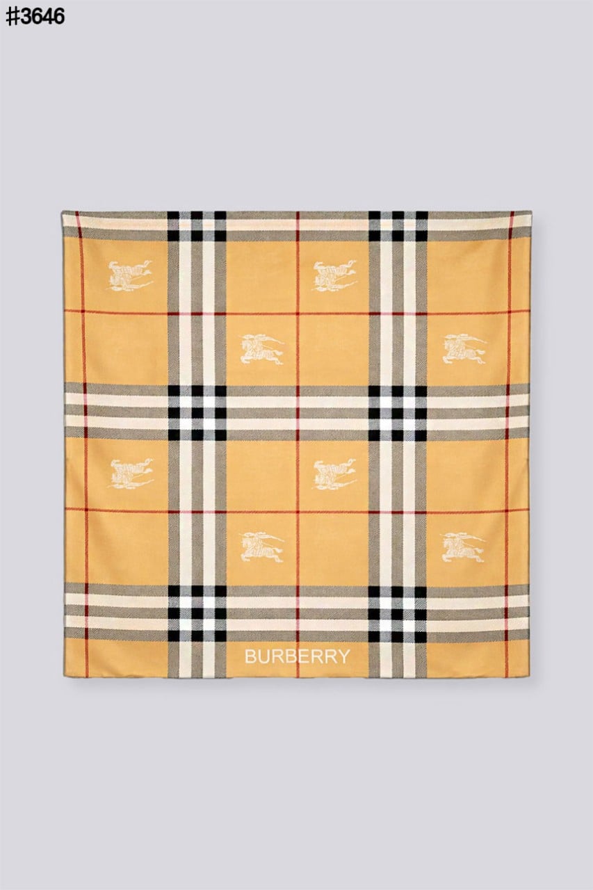 🍀 [BURBERRY] 버버리 EKD 노바 체크 실크 숄 스카프 🍀