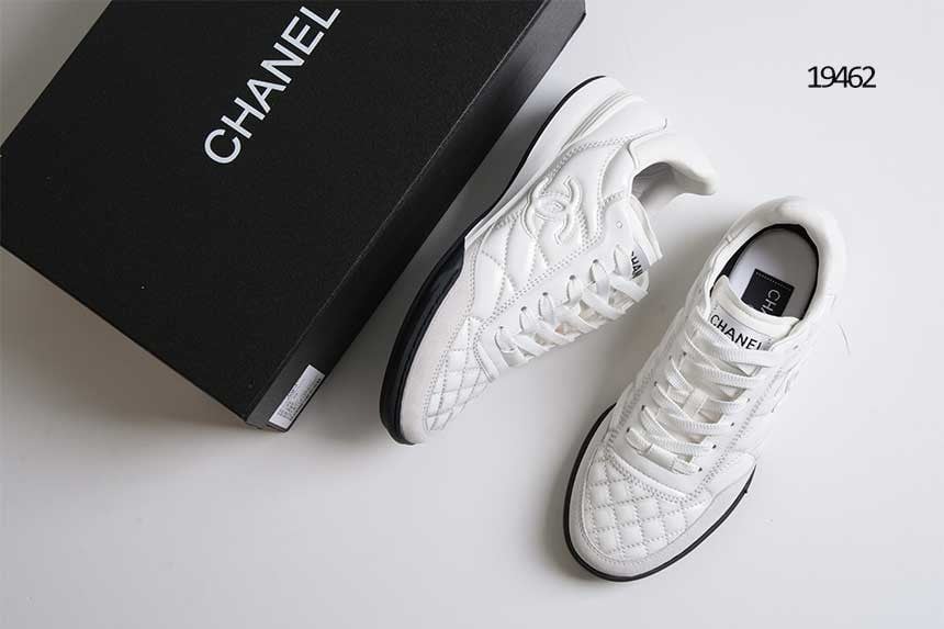 🔆 [CHANEL] 샤넬 다이아몬드 퀼팅 CC로고 스니커즈 🔆