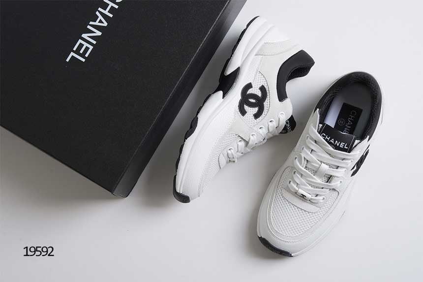 🔆 [CHANEL] 샤넬 CC로고 화이트 테니스 스니커즈 🔆