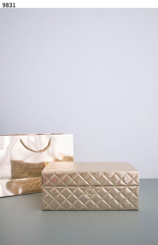 #샤넬 [Chanel] 샤넬 골드 악세사리 보석함 신상입고💢 #케이스 #9831