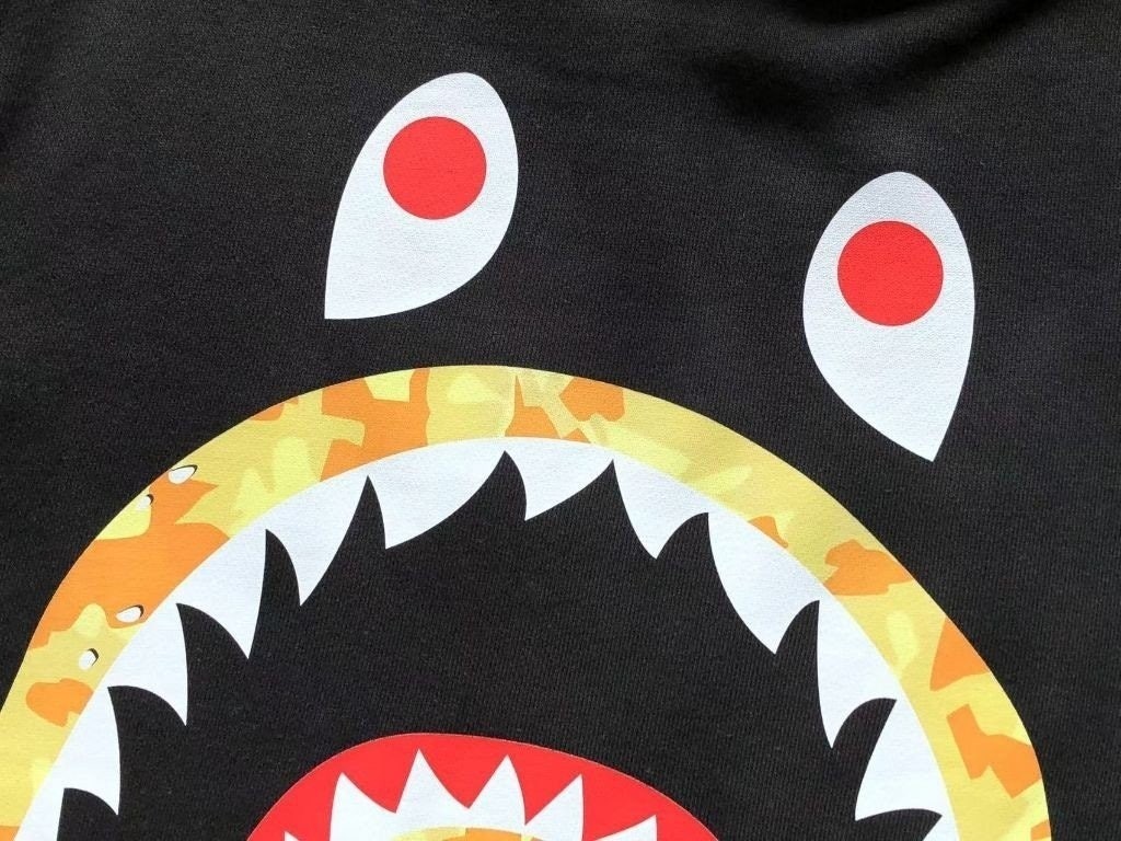 💕 스** X 베이프 골드샤크 맨투맨