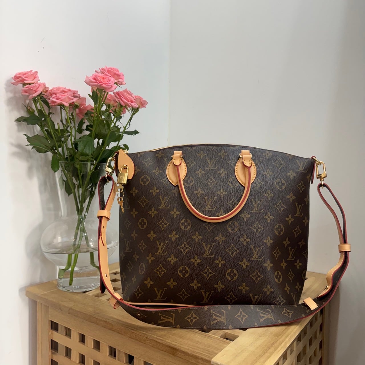 🤴🏻 #루비통 네오 락킷PM🤴🏻신상입고🤴🏻