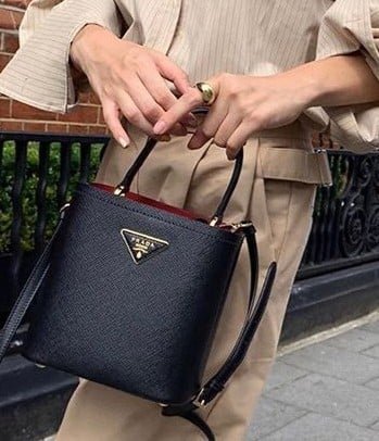 프VV 두블레 파니에 사피아노 버킷백 미디엄