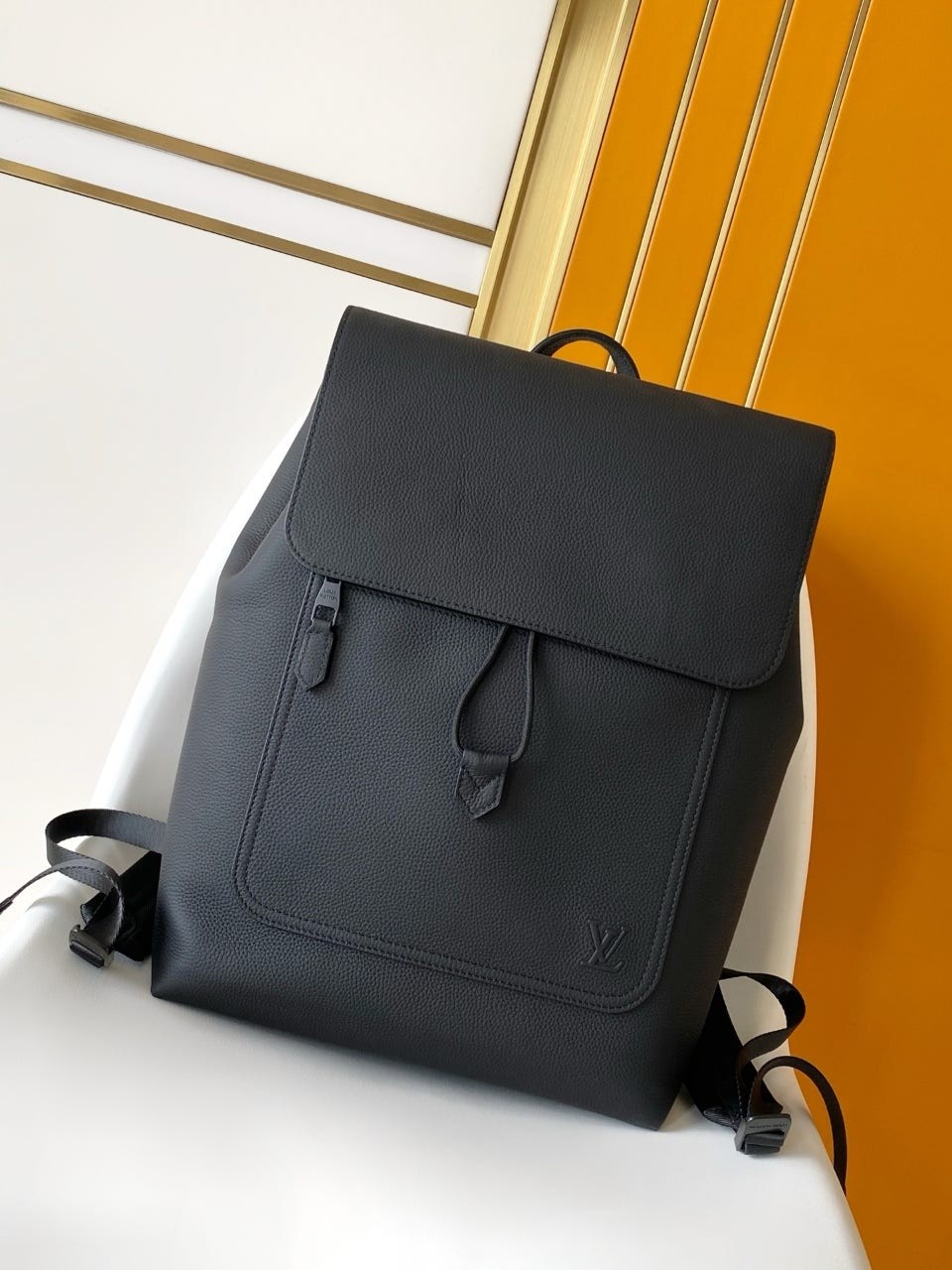 2026 루*이비통 M15262 패스트라인 소가죽 백팩 (최상위버전) 입고~