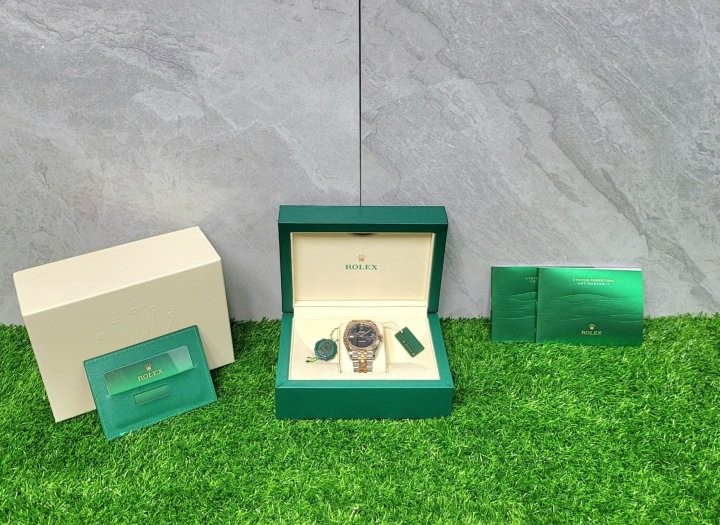 롤렉스 데이저스트41 로즈골드 윔블던 쥬빌레 입고!!