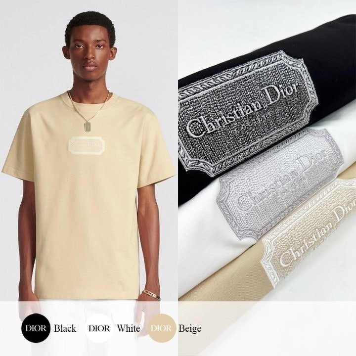 💕 디* 콘트라스트 자수 티셔츠