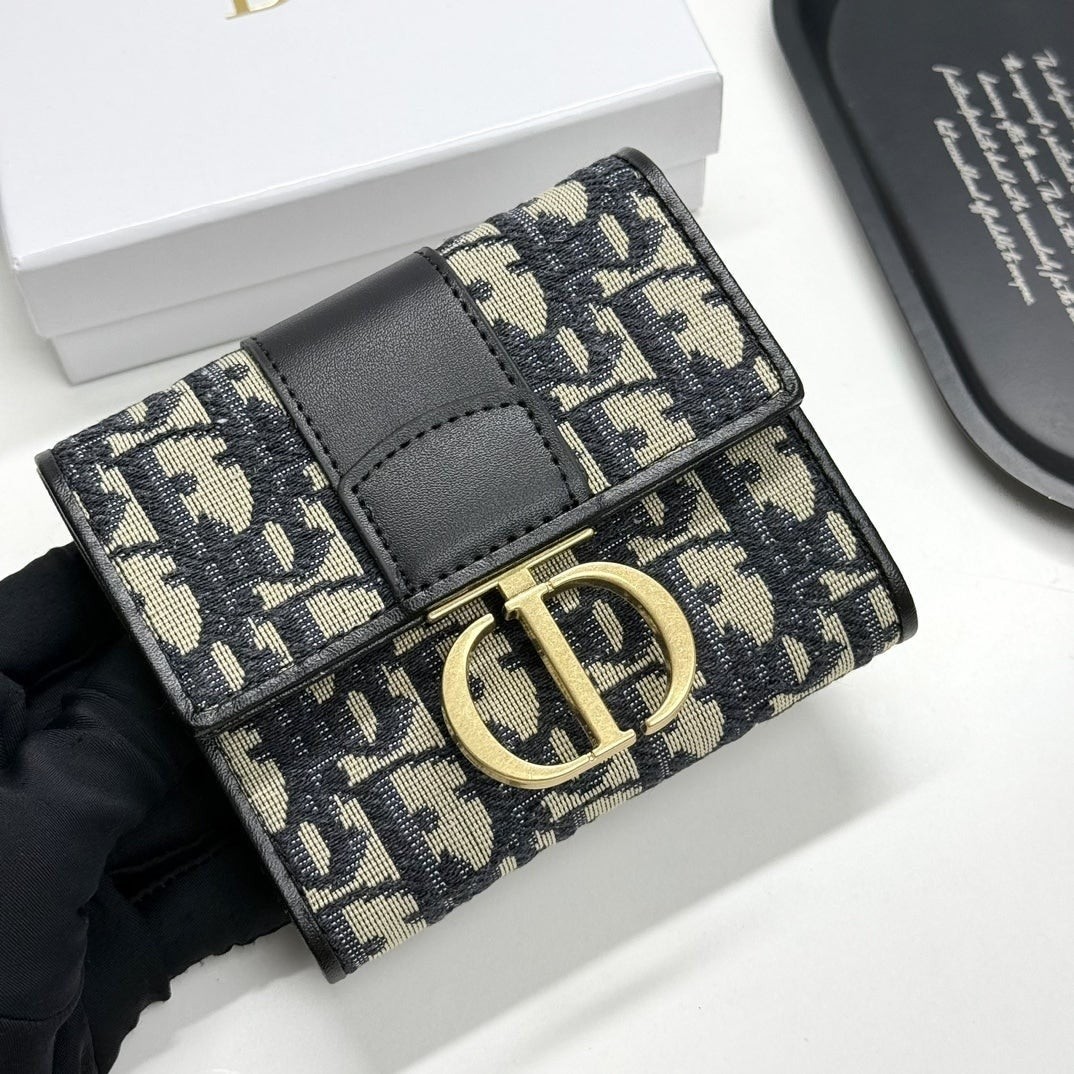 💕 디* 3단 반지갑