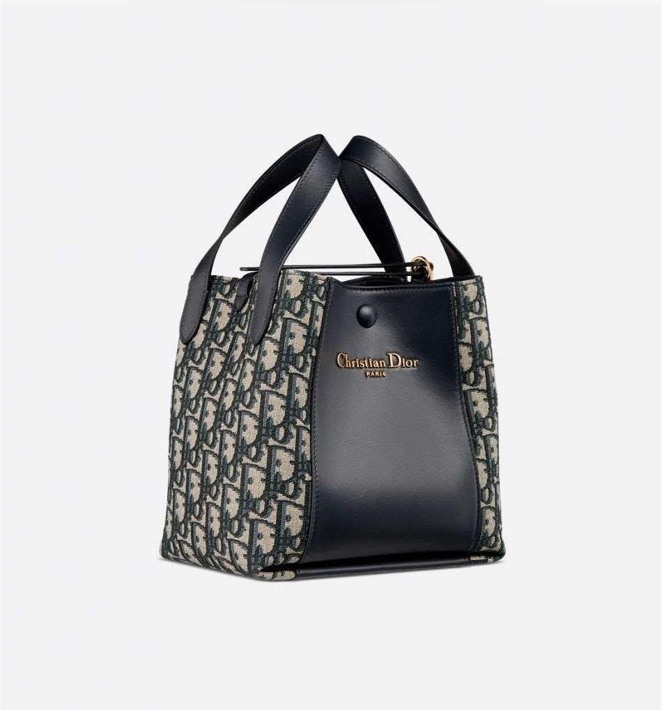 💕 디* 시그니처 버킷백