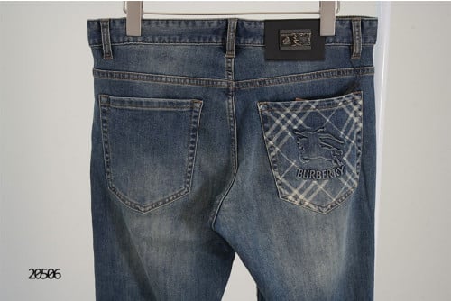 🔆 [BURBERRY] 버버리 포켓 시그니처 체크 포인트 데님 팬츠 🔆