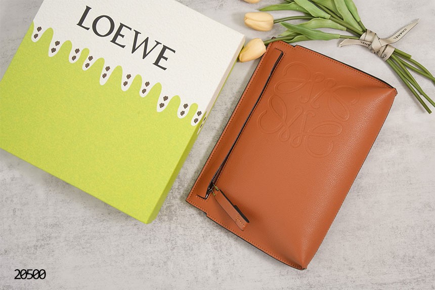 🔆 [LOEWE] 로에베 24ss 클러치백 브라운🔆