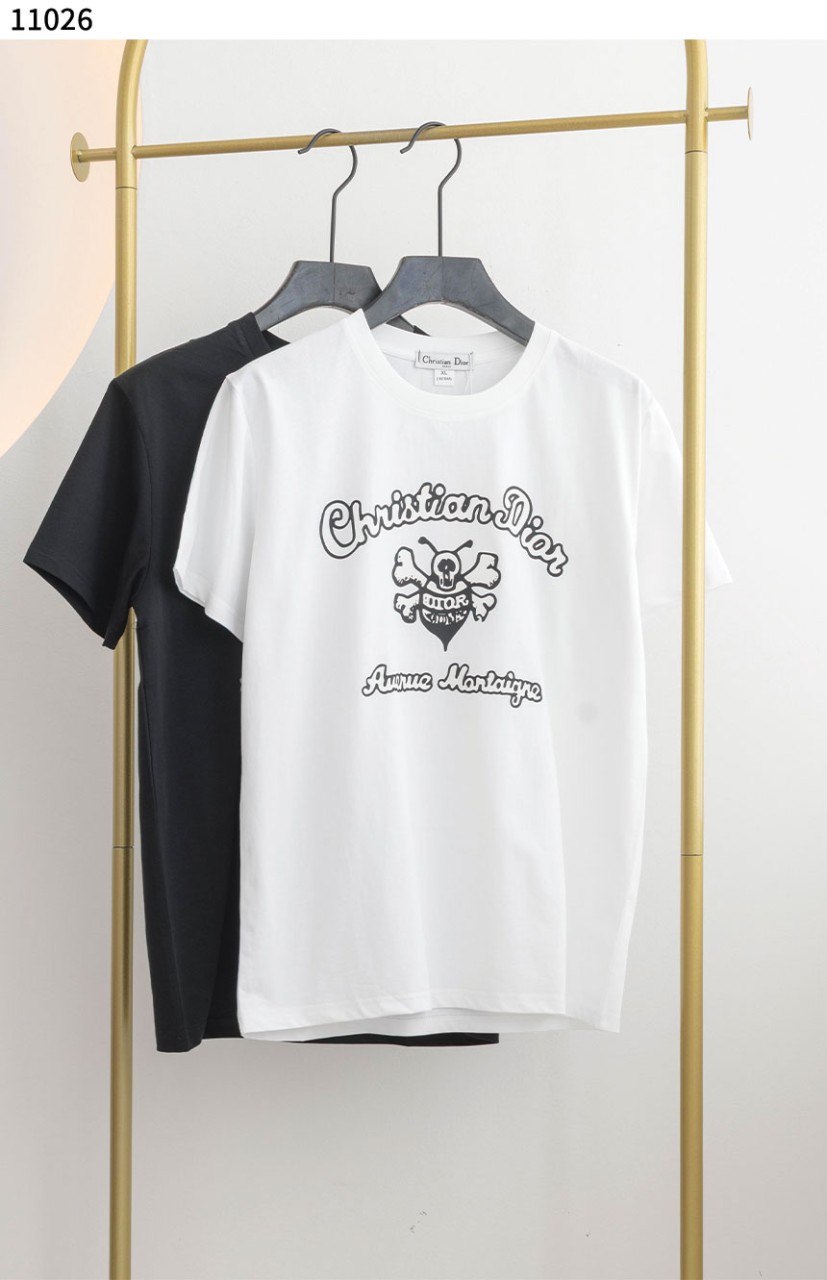 #디올 [Christian Dior] 디올 오가닉 저지 릴렉스핏 아뜰리에 티셔츠 신상입고💢 #상의 #티셔츠 #11026