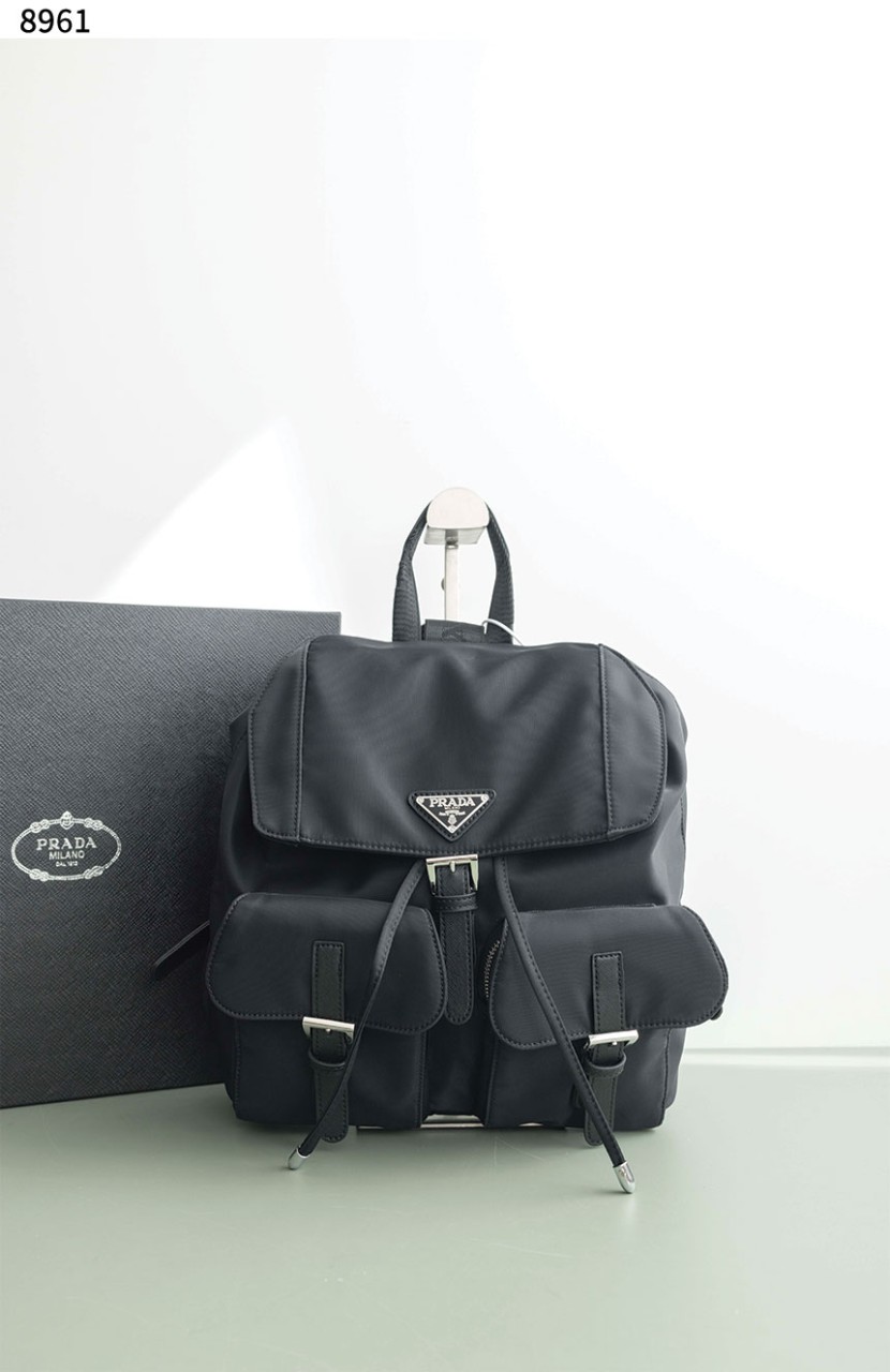 #프라다 [PRADA] 프라다 리나일론 백팩 신상입고💢 #가방 #8961