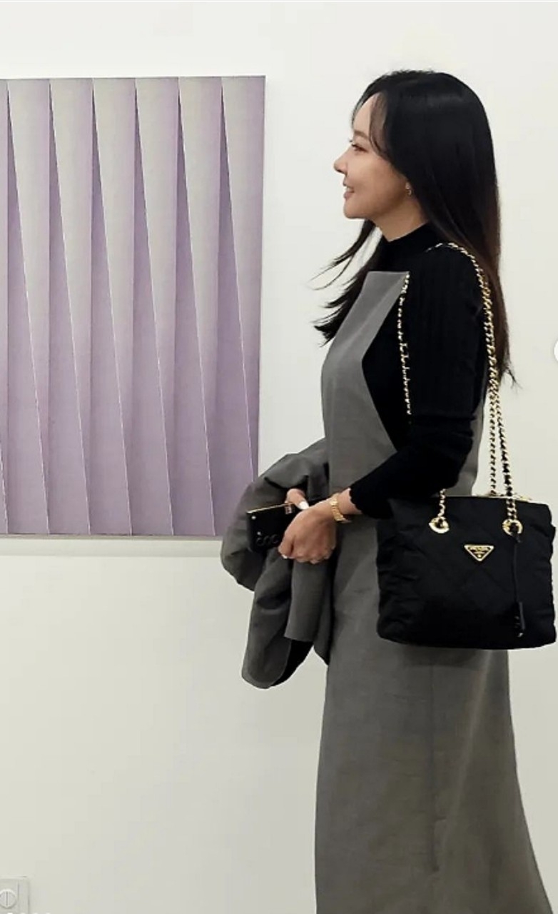 프라다 리에디션 1995 라지 리나일론 솔더백 (매장판)