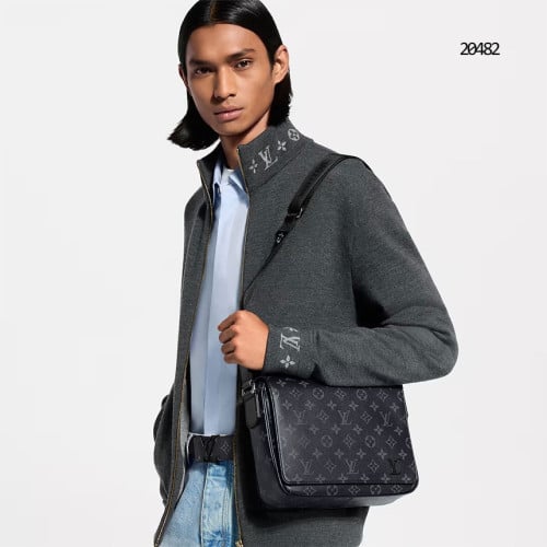 🔆 [Louis Vuitton] 루이비통 디스트릭트 PM 모노그램 메신저백🔆