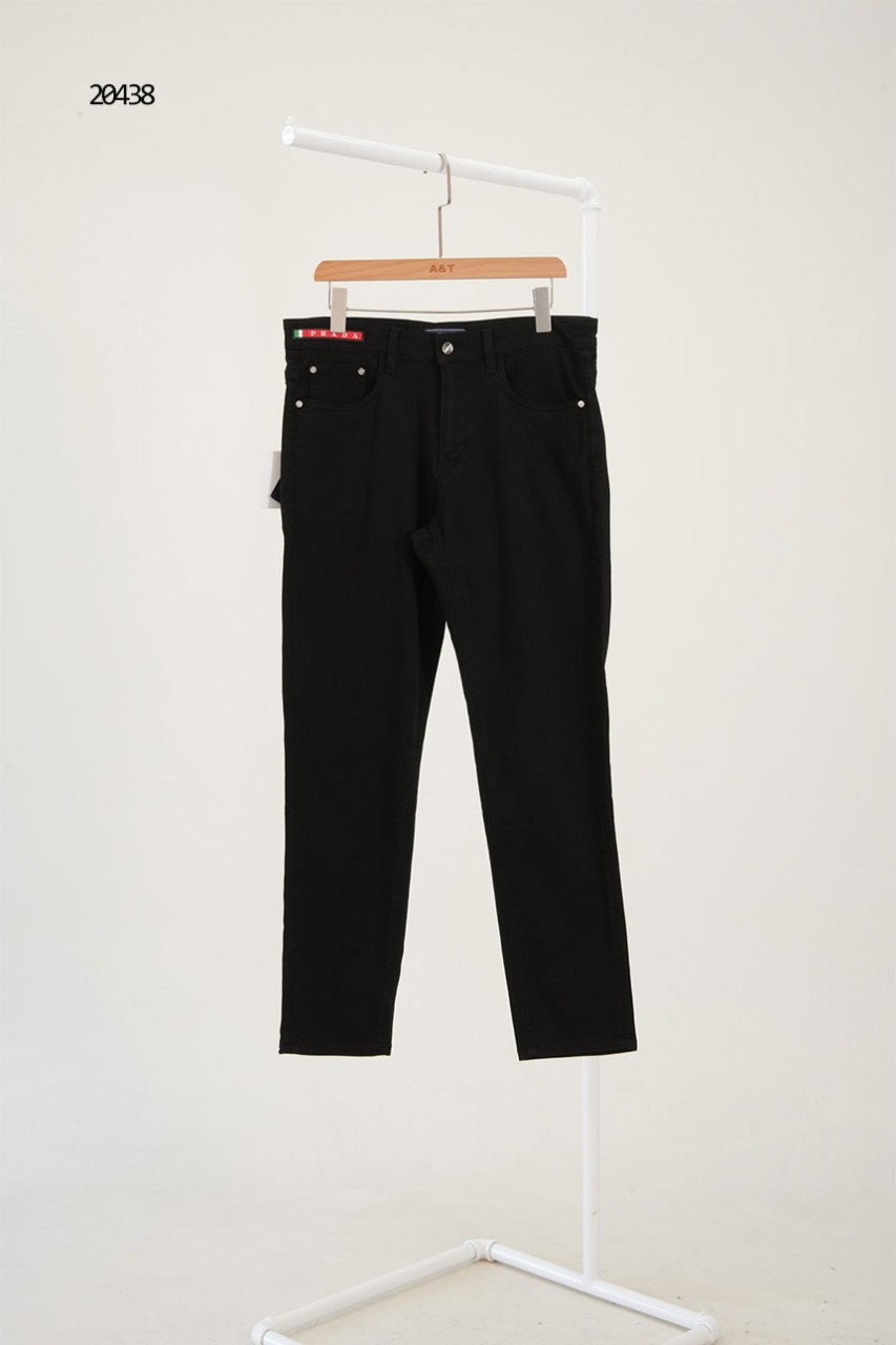 🔆 [PRADA] 프라다 시그니처 레드탭 트라이앵글 메탈 로고 레귤러핏 팬츠 🔆