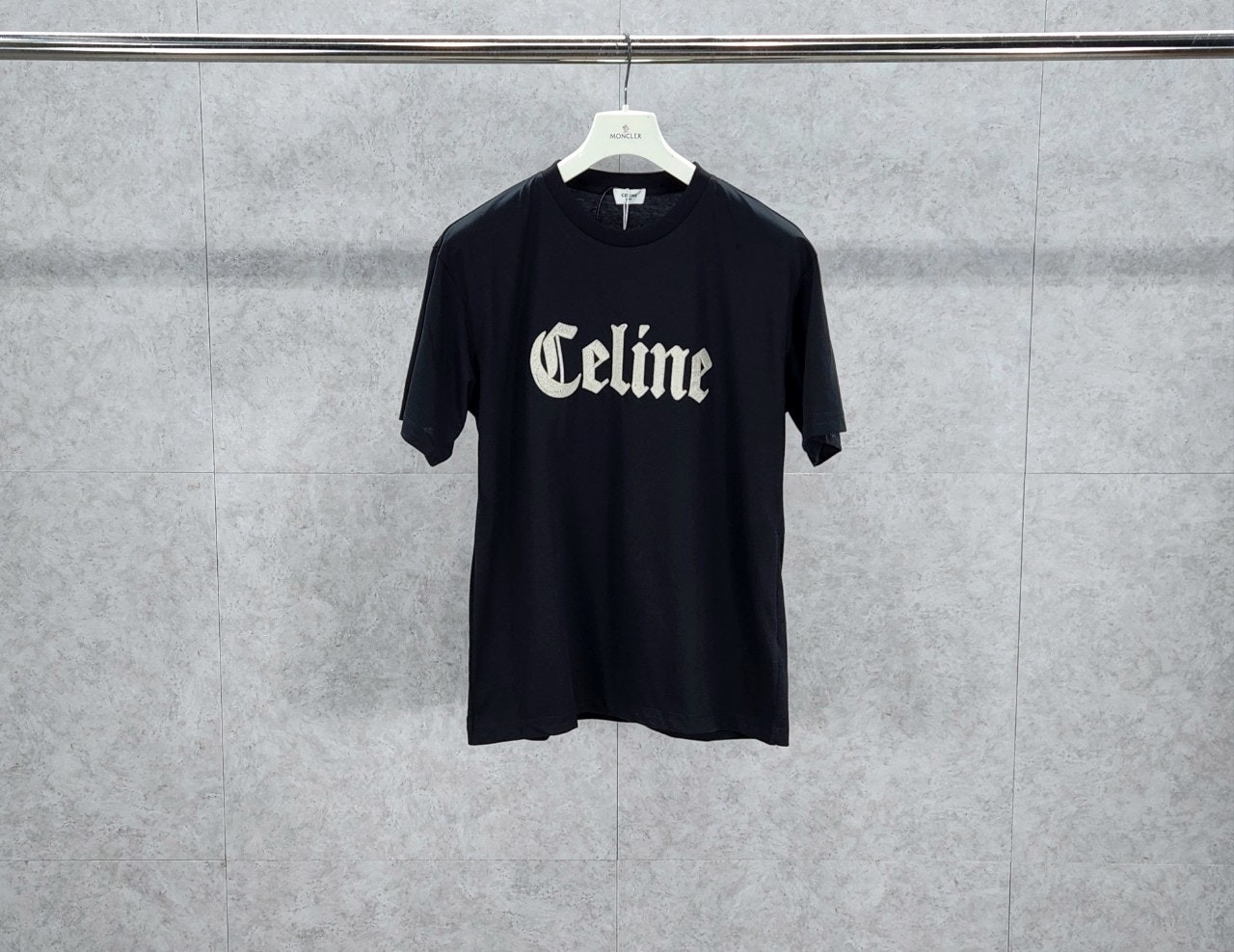 셀** 자수로고 반팔 티셔츠