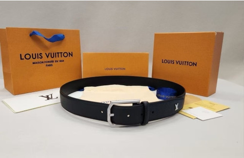 루*이비통 LV 헤리티지 35MM 벨트 입고~