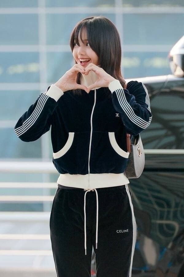 💕 셀** 미디엄 틸리백 - 트리옹프 캔버스 & 카프스킨탠