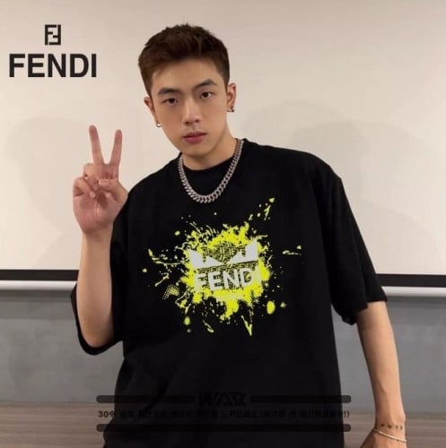 💕 펜* 물감 EYES 패턴 반팔 티셔츠