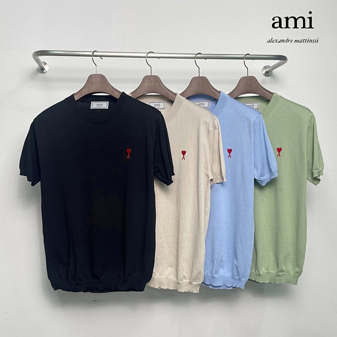 💕 아* 스몰하트 베이직 라운드 니트 반팔