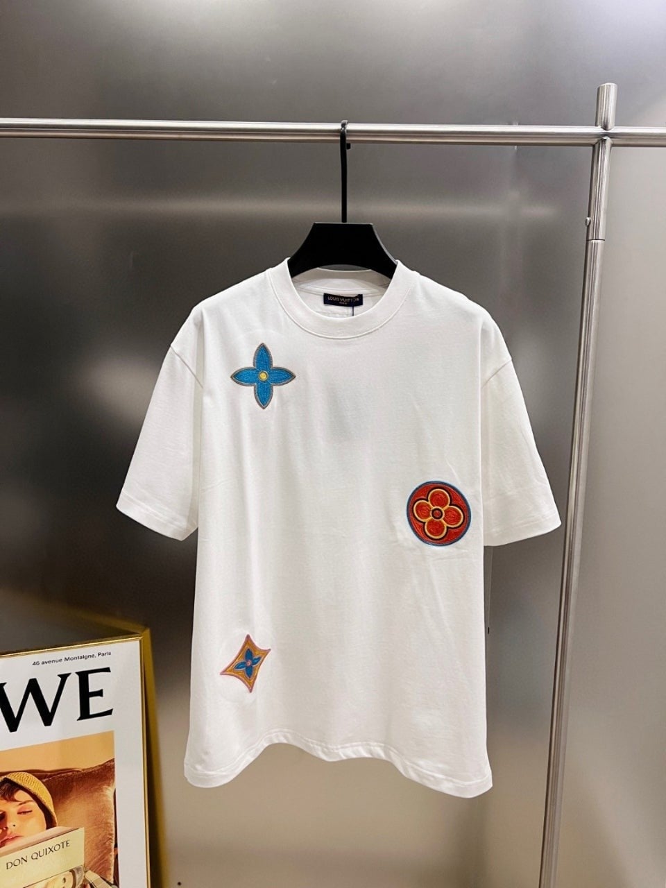 플라워 모노그램 패치 반팔 LOU-2671