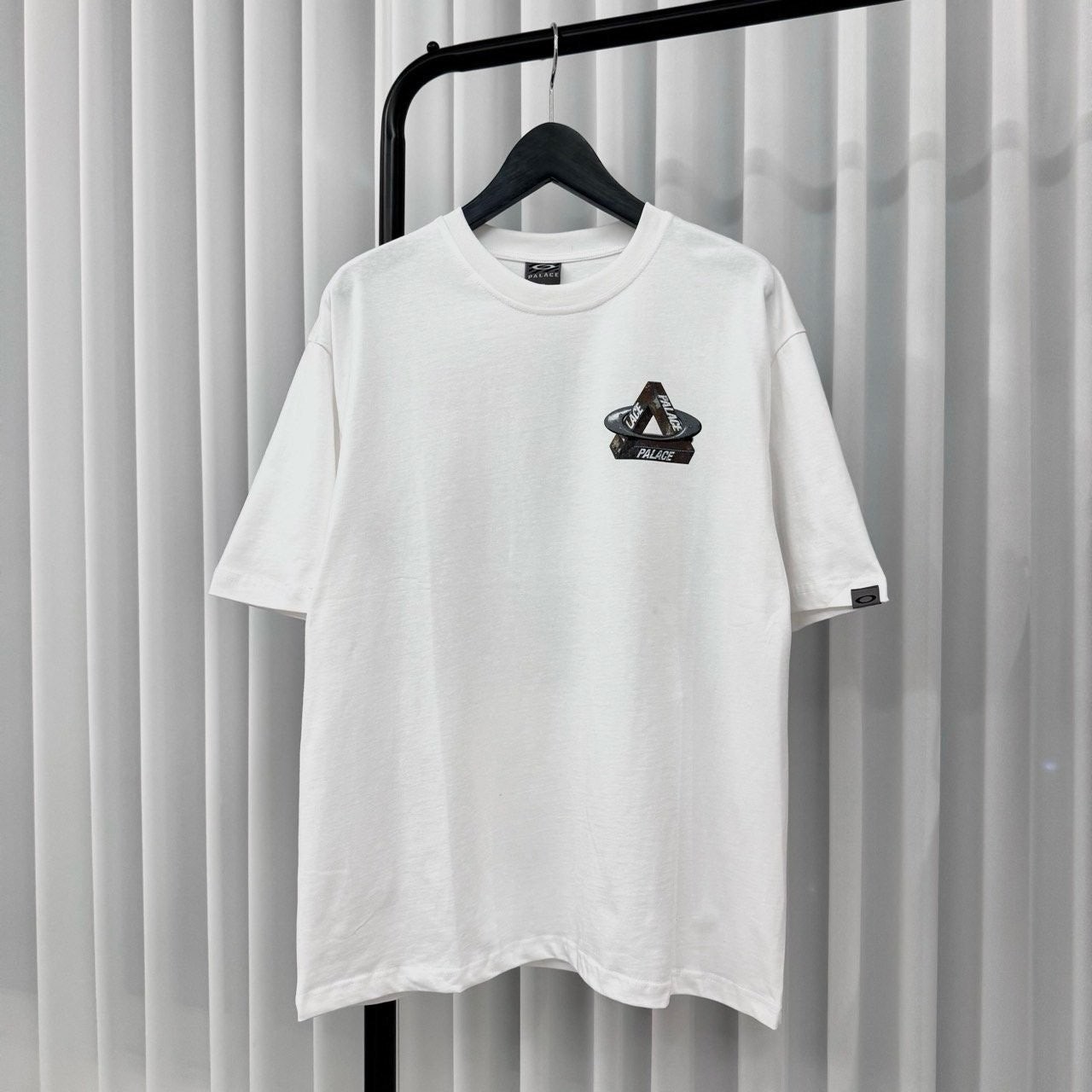 💕 팔** X 오클리 반팔 티셔츠