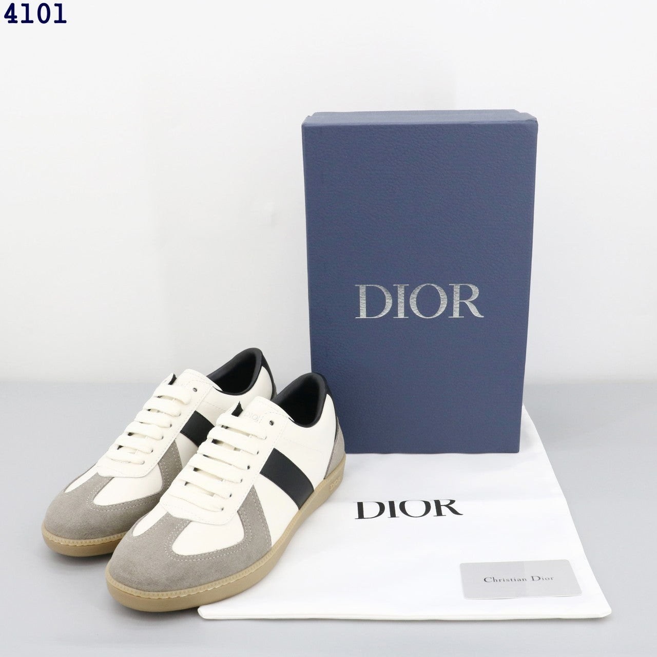 💕 디* 블랙앤화이트 그레이 스웨이드 스니커즈