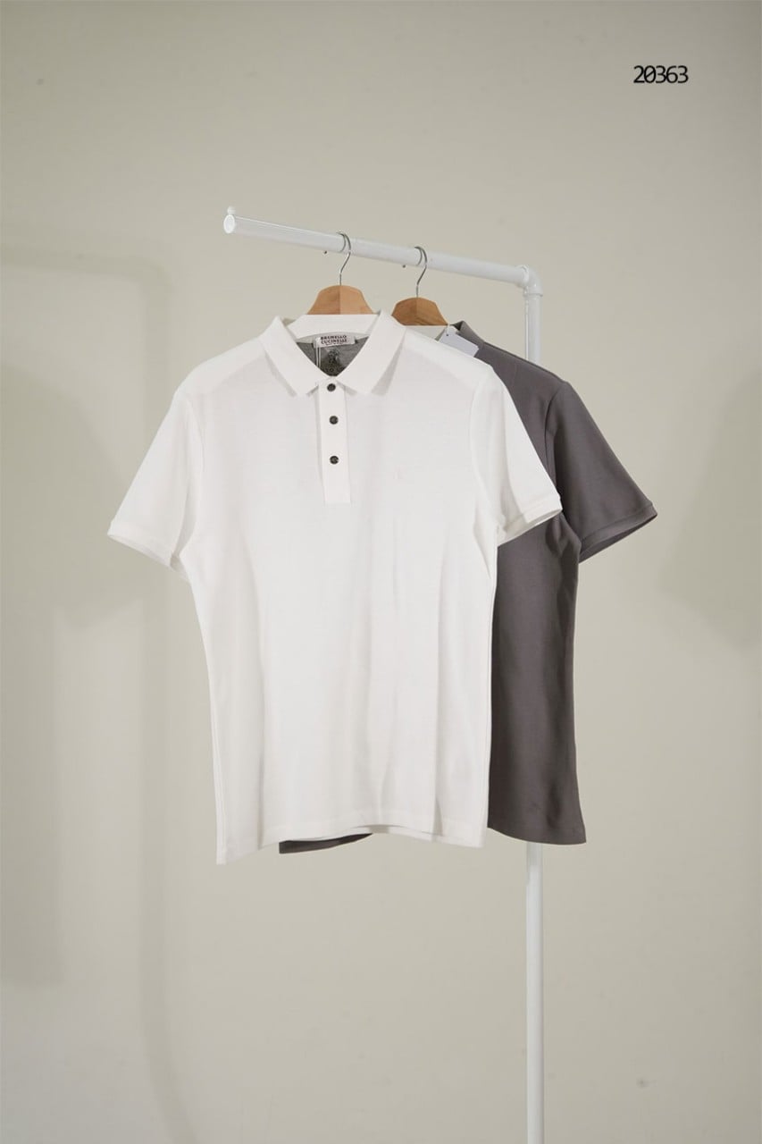 🔆 [BRUNELLO CUCINELLI] 브루넬로 쿠치넬리 자수 로고 베이직 카라 반팔 티셔츠 🔆