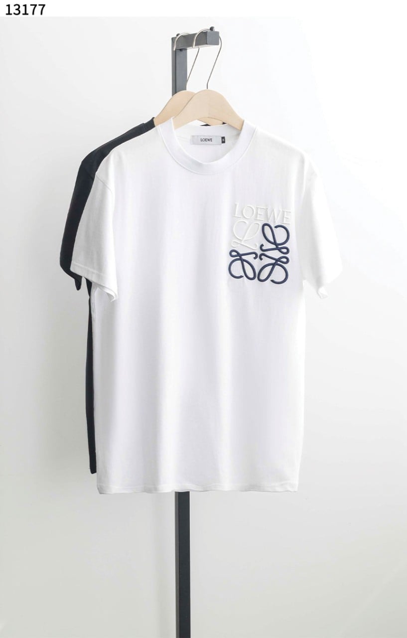 #로웨 [LOEWE] 빅아나그램 자수 반팔티셔츠 신상입고💢 #상의 #티셔츠 #13177