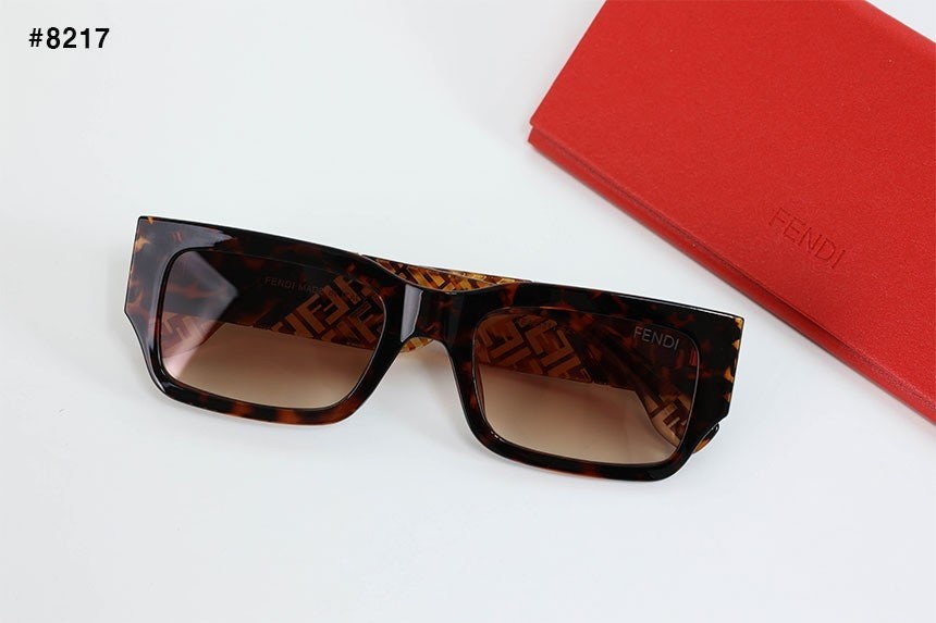 🍀 [FENDI] 팬디 템플 하바나 프레임 선글라스 🍀