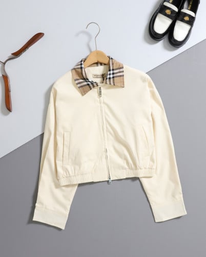 #버버리 [ B*RBERRY ] 수입 체크카라 크롭자켓 입고💢 #여성상의 #자켓