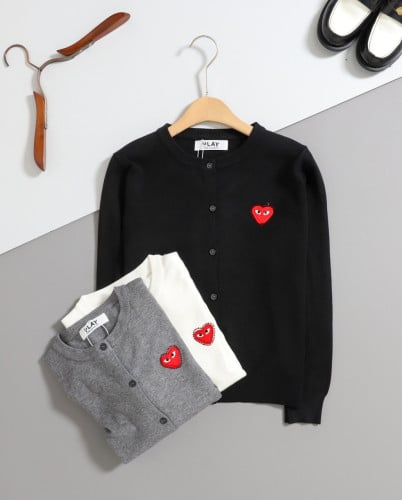 #꼼데가르송 [ P*AY ] 수입 스몰 하트 가디건 입고💢 #여성상의 #가디건