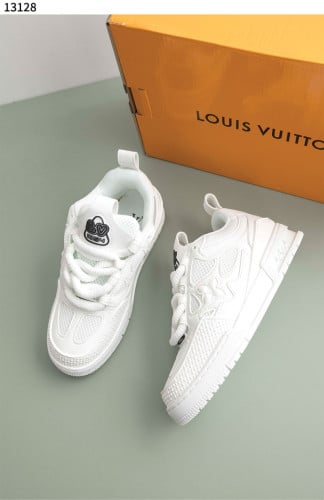 #루이비통 [Louis Vuitton] 온 스테이지 스니커즈 신상입고💢 #신발 #13128