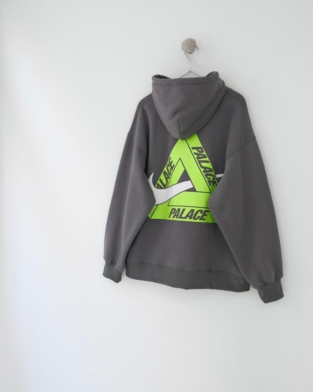 💕 팔** x 나** 콜라보 트라이 스우시 후드 - 수입