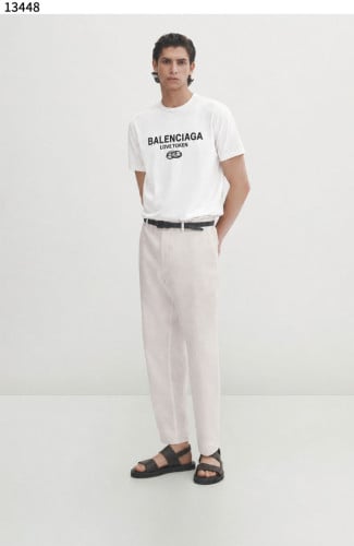 #발렌시아가 [BALENCIAGA] 모드 반팔 티셔츠 신상입고💢 #상의 #티셔츠 #13448