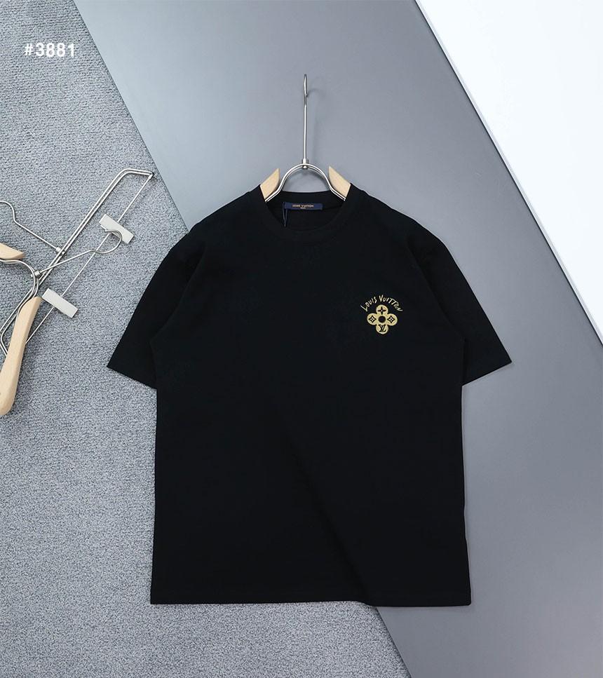 🍀 [LOUIS VUITTON] 루이비통 LV 모노그램 라운드 반팔 티셔츠 🍀
