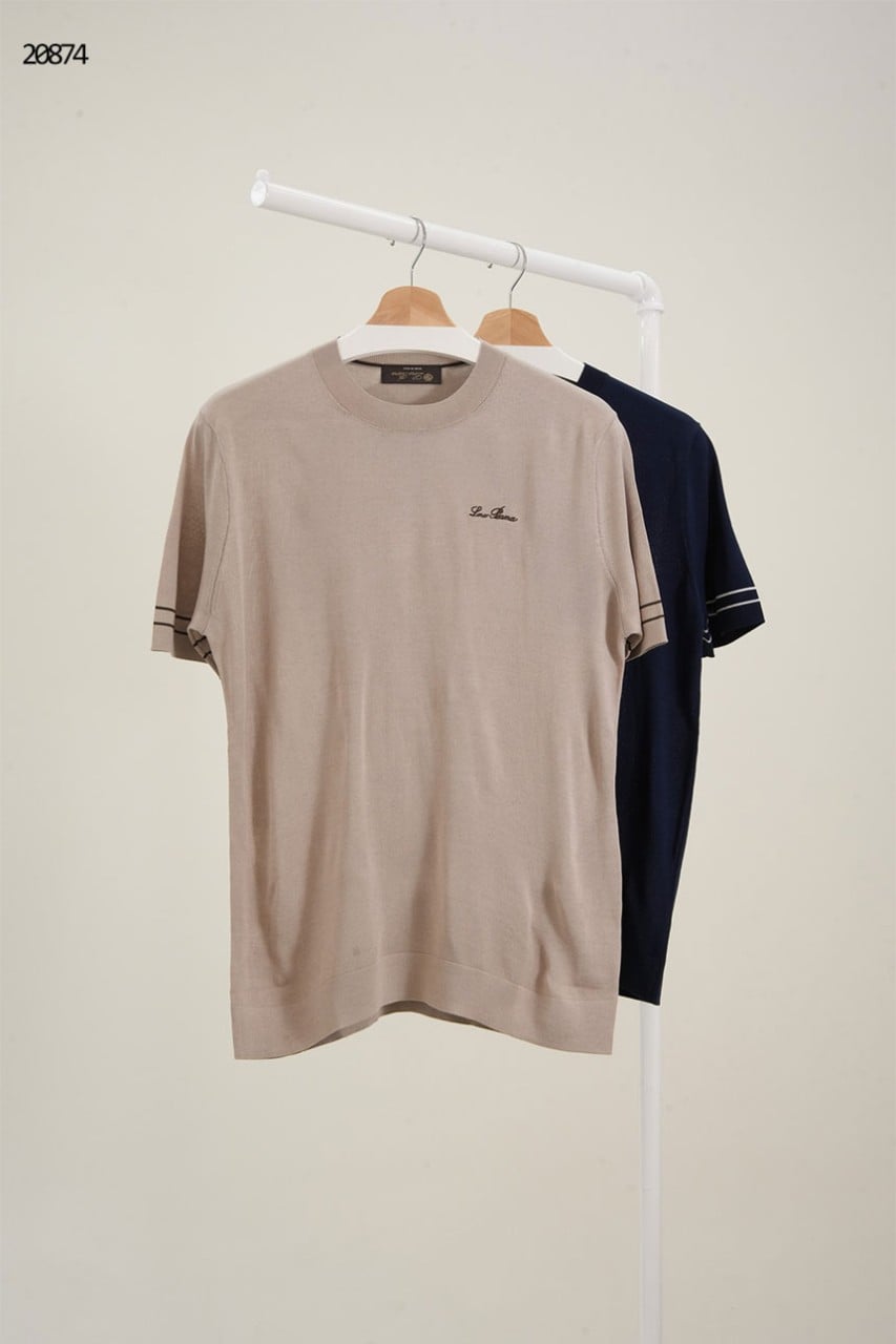 🔆 [LORO PIANA] 로로피아나 라인 스몰 자수 로고 크루넥 반팔 니트 티셔츠 🔆