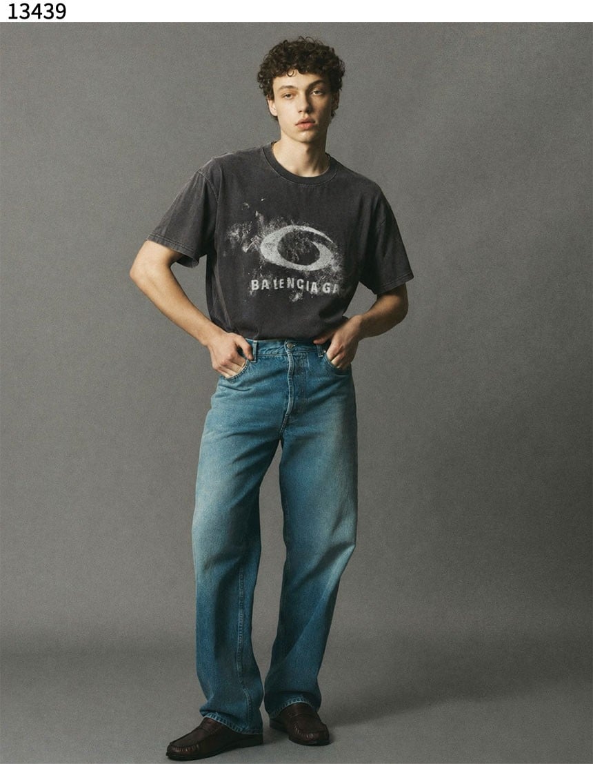 #발렌시아가 [BALENCIAGA] 워시드 크레용 루프 티셔츠 신상입고💢 #상의 #티셔츠 #13439