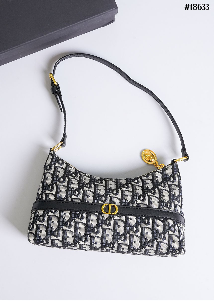 🔆[DIOR] 크리스찬 디올 30 Montaigne Cigale 미니 백 🔆